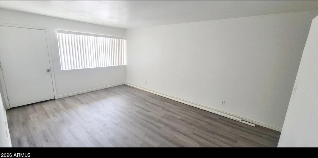 3133 E Glenrosa Avenue - Photo 7