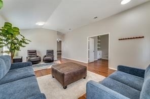 9308 Yorktown Street - Photo 5