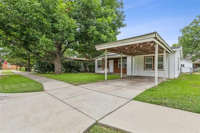 5805 Tracyne Drive - Photo 0