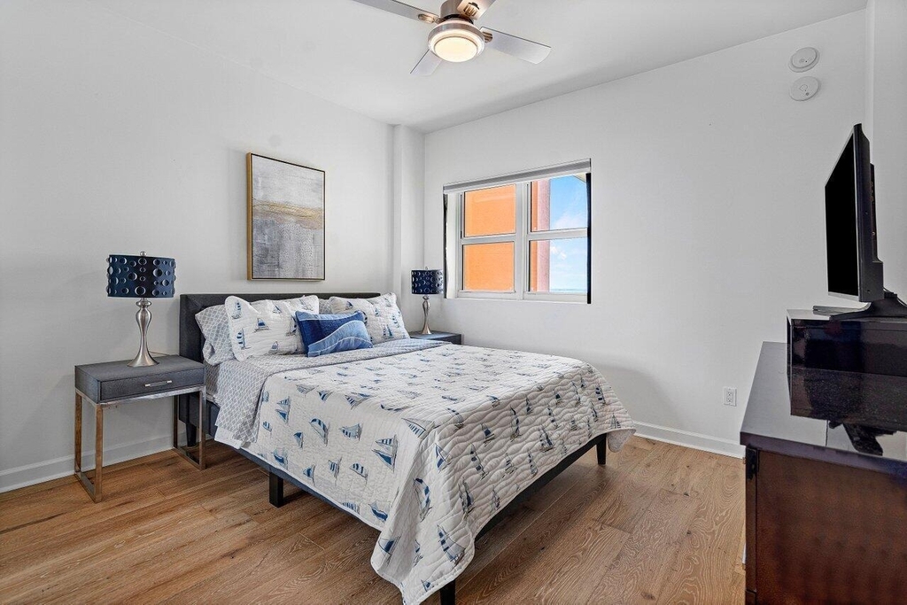2650 Lake Shore Drive - Photo 23