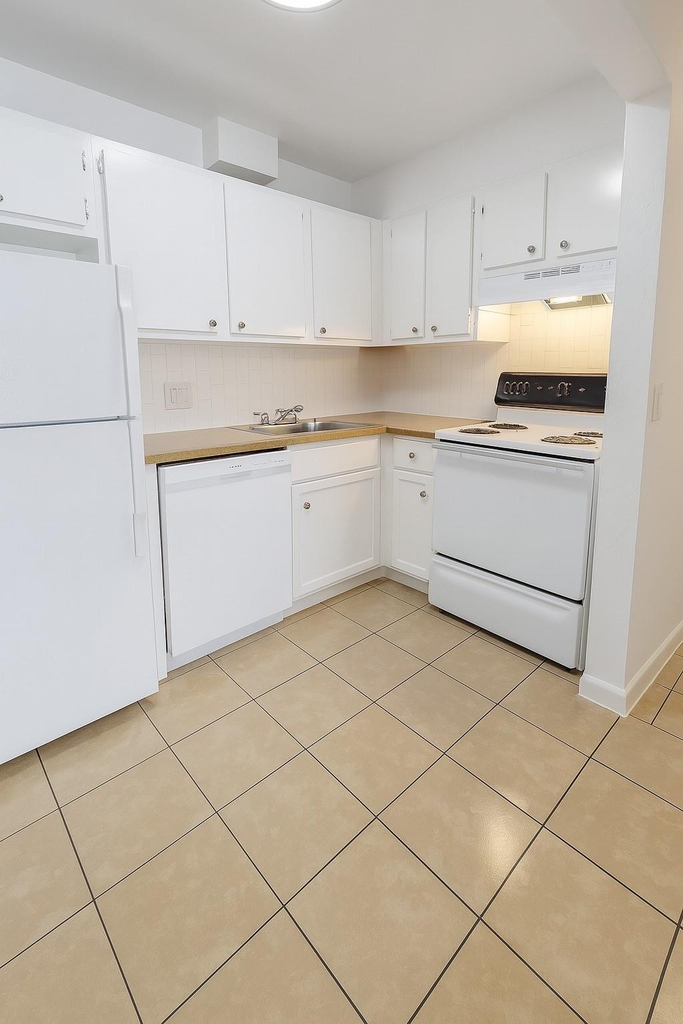 1151 Ne 17th Court - Photo 1