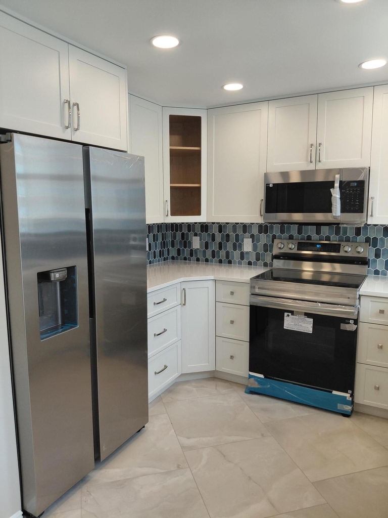 1010 S Ocean Boulevard - Photo 2