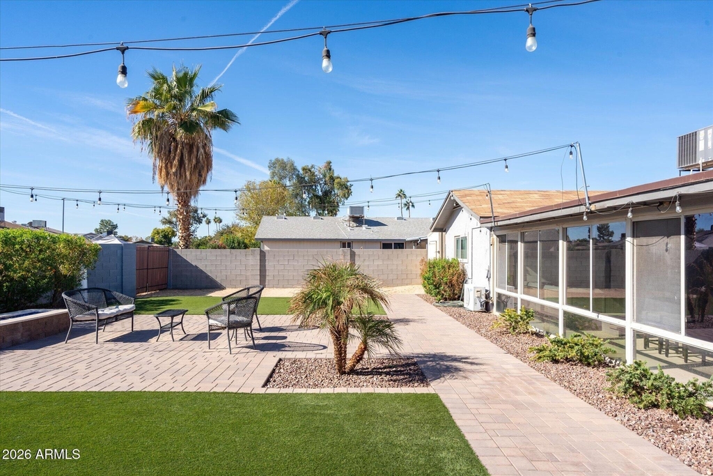 1211 W Palomino Drive - Photo 26