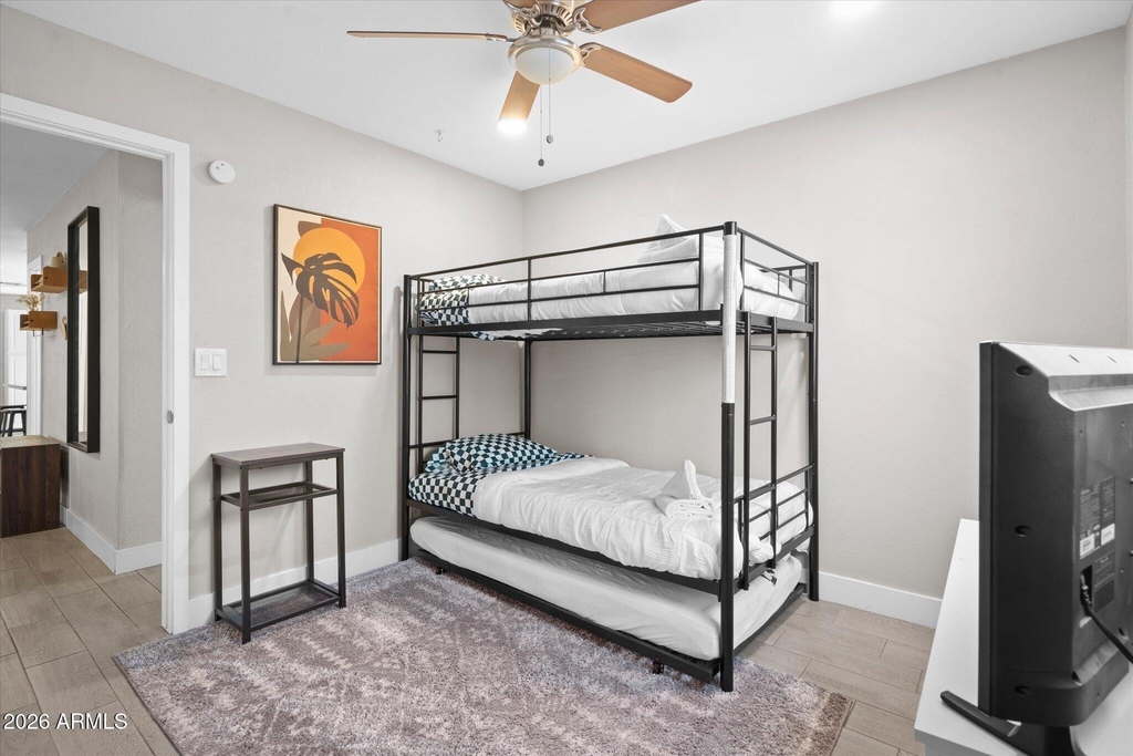 1211 W Palomino Drive - Photo 16