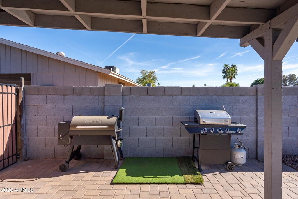 1211 W Palomino Drive - Photo 28