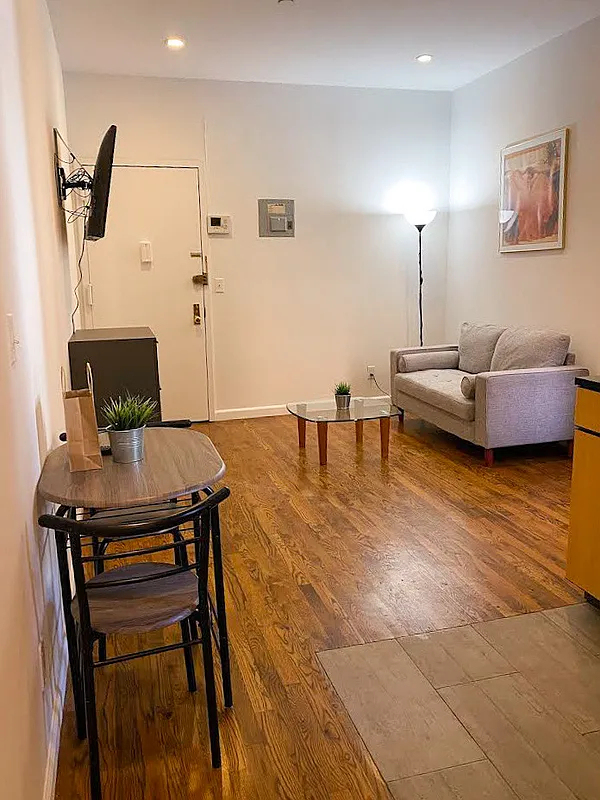 West 51st Street - Photo 1