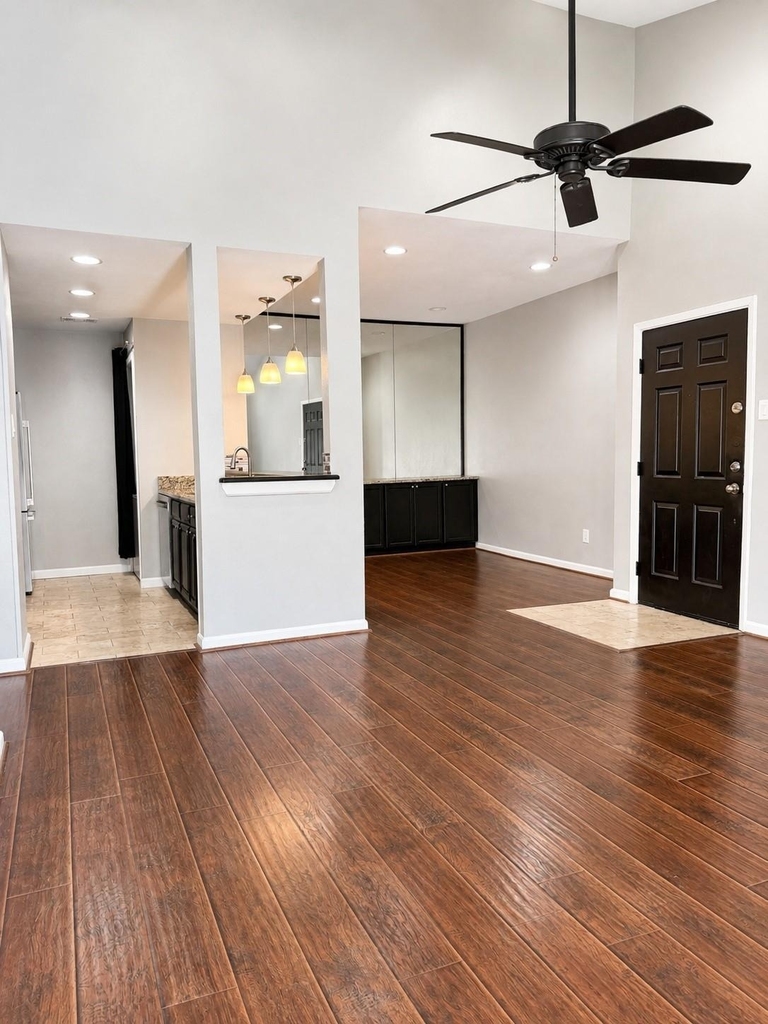 8601 Park Lane - Photo 2