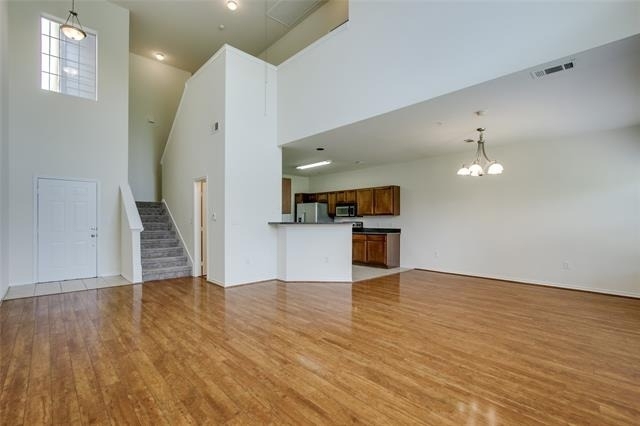 1041 Colonial Drive - Photo 8
