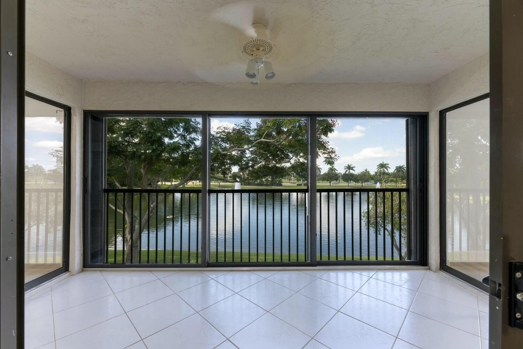 22791 Trelawny Terrace - Photo 1