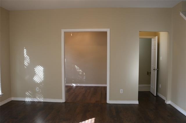 327 Regency Drive - Photo 10