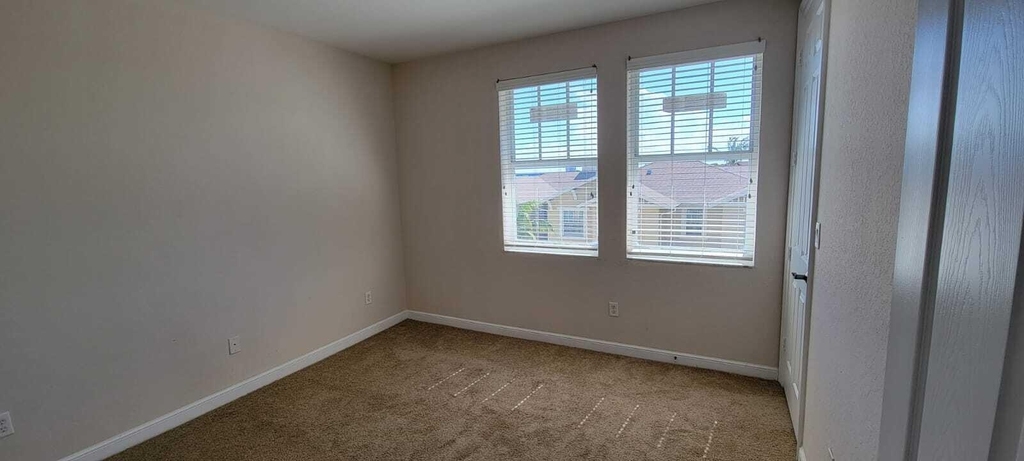 870 Marina Del Ray Lane - Photo 7