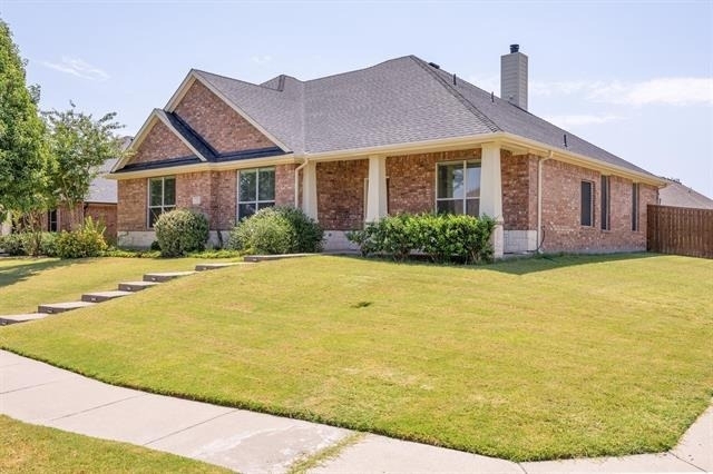 200 Shadybrook Drive - Photo 1