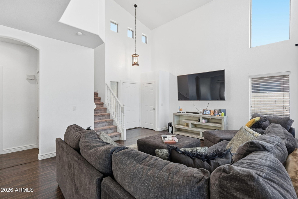2033 N 107th Drive - Photo 4