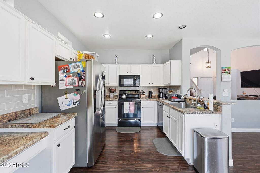 2033 N 107th Drive - Photo 8