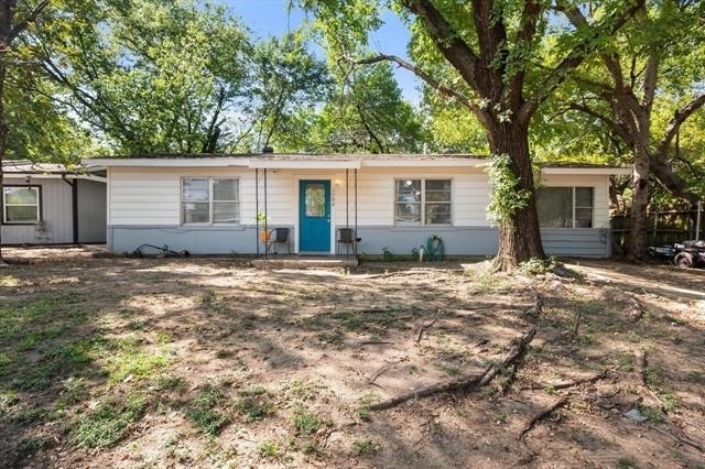 1704 Joyce Street - Photo 0