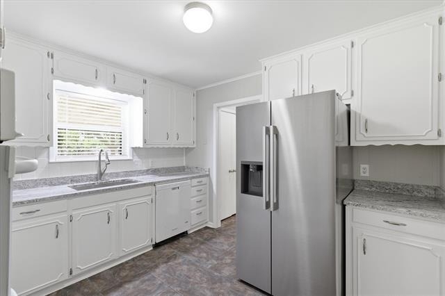 302 W 4th Street - Photo 10