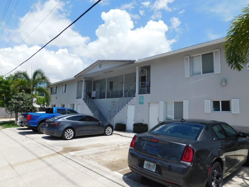 825 Ne 6th Street - Photo 14