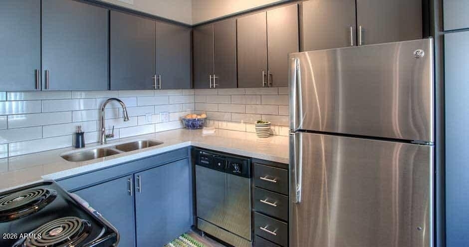 1930 E Camelback Road - Photo 2