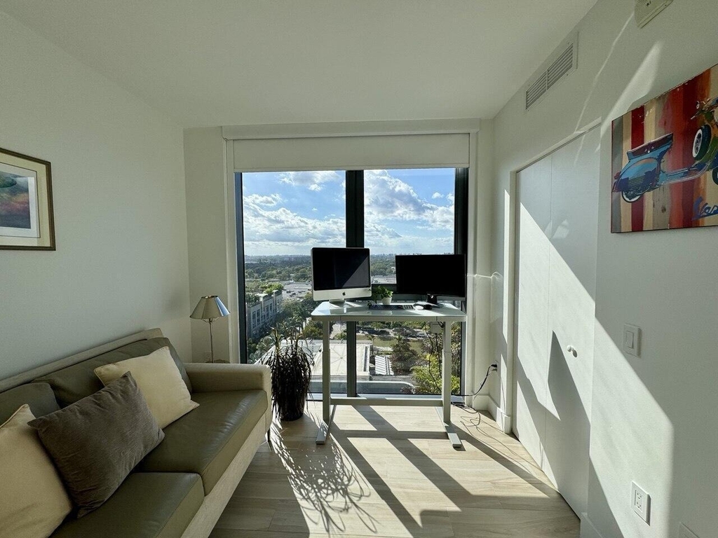 121 Ne 34th Street - Photo 17