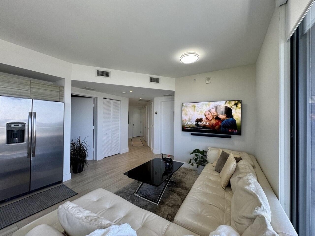 121 Ne 34th Street - Photo 32
