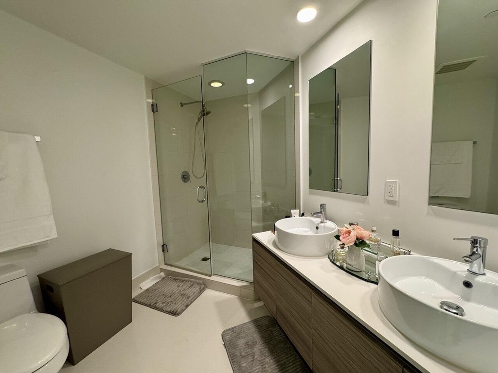 121 Ne 34th Street - Photo 8