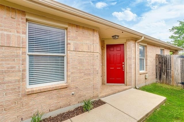 1205 Kielder Circle - Photo 2