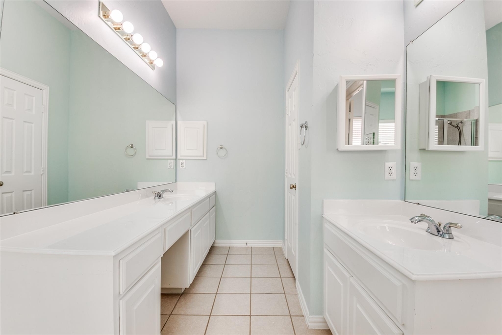 5636 Country View Lane - Photo 19