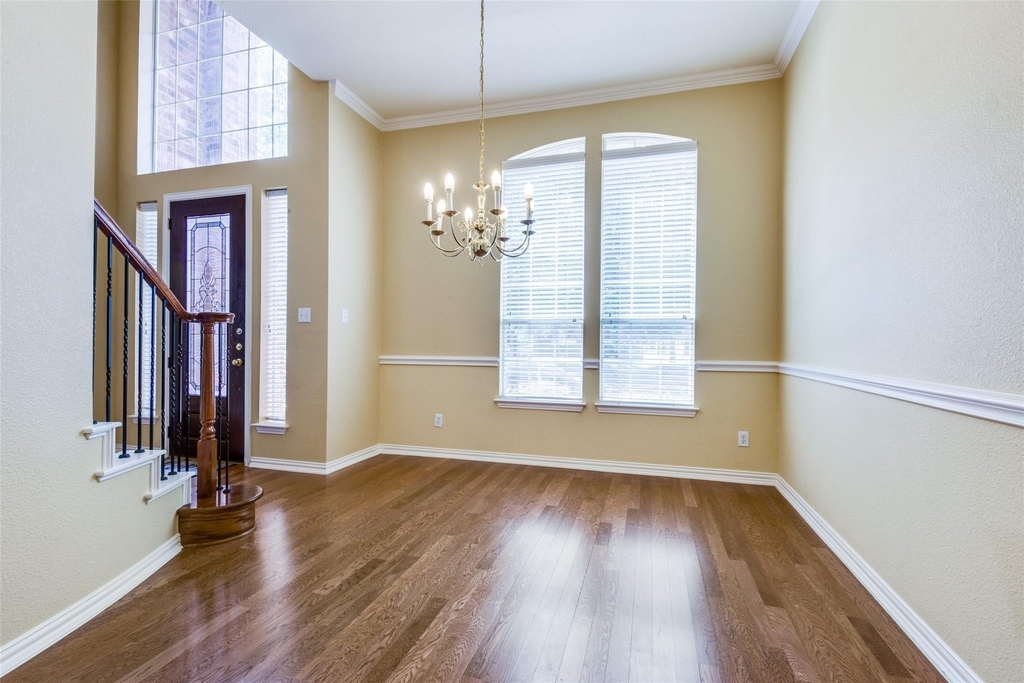 5636 Country View Lane - Photo 4