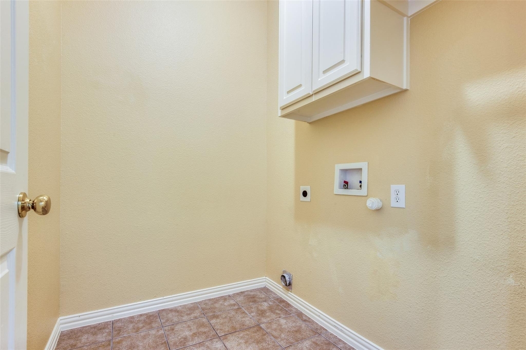 5636 Country View Lane - Photo 15