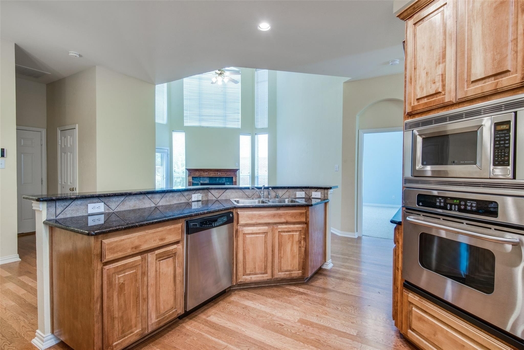 5636 Country View Lane - Photo 11