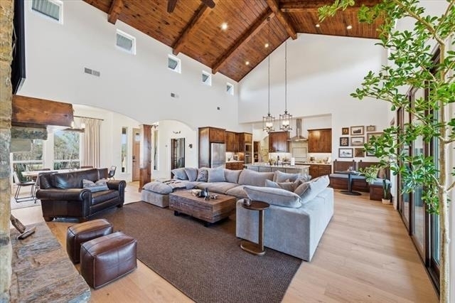 570 S Point Court - Photo 7