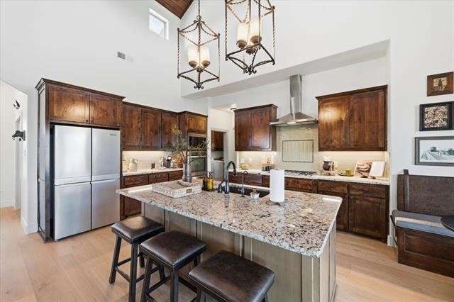 570 S Point Court - Photo 8