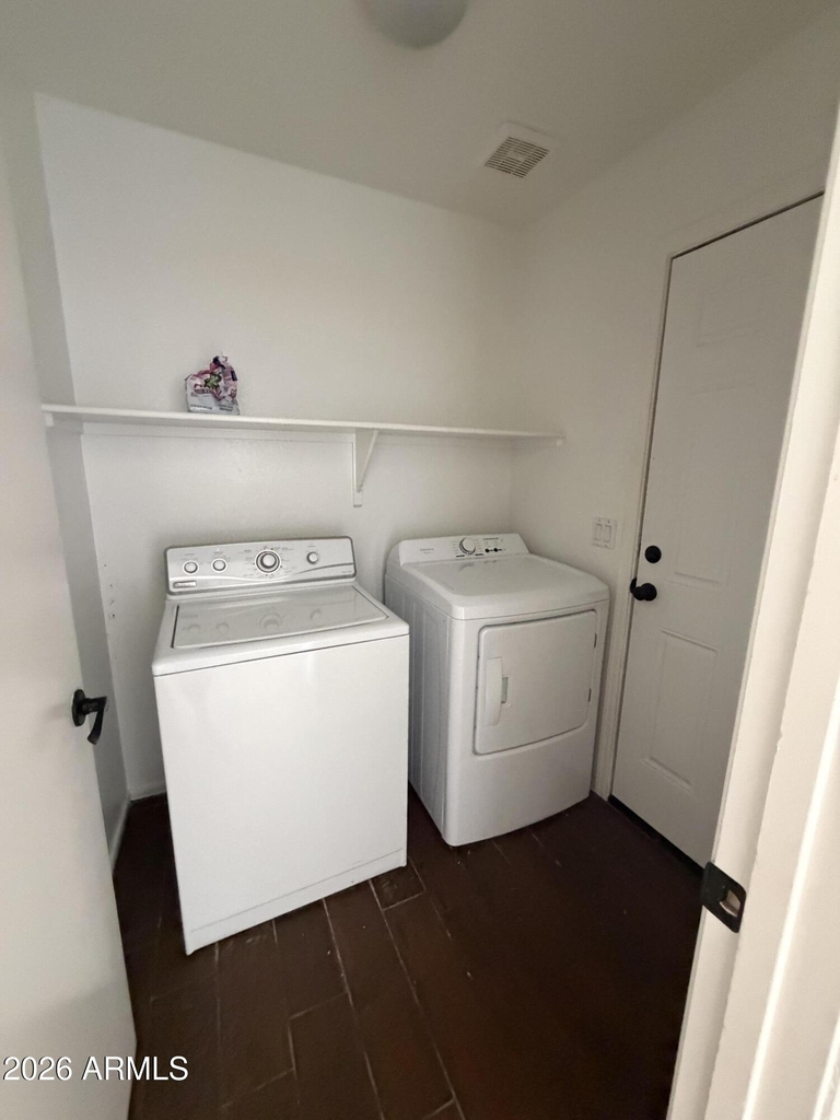 1933 E Tyson Place - Photo 5