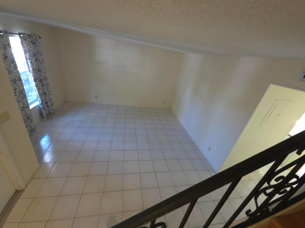 1001 Three Islands Boulevard - Photo 7