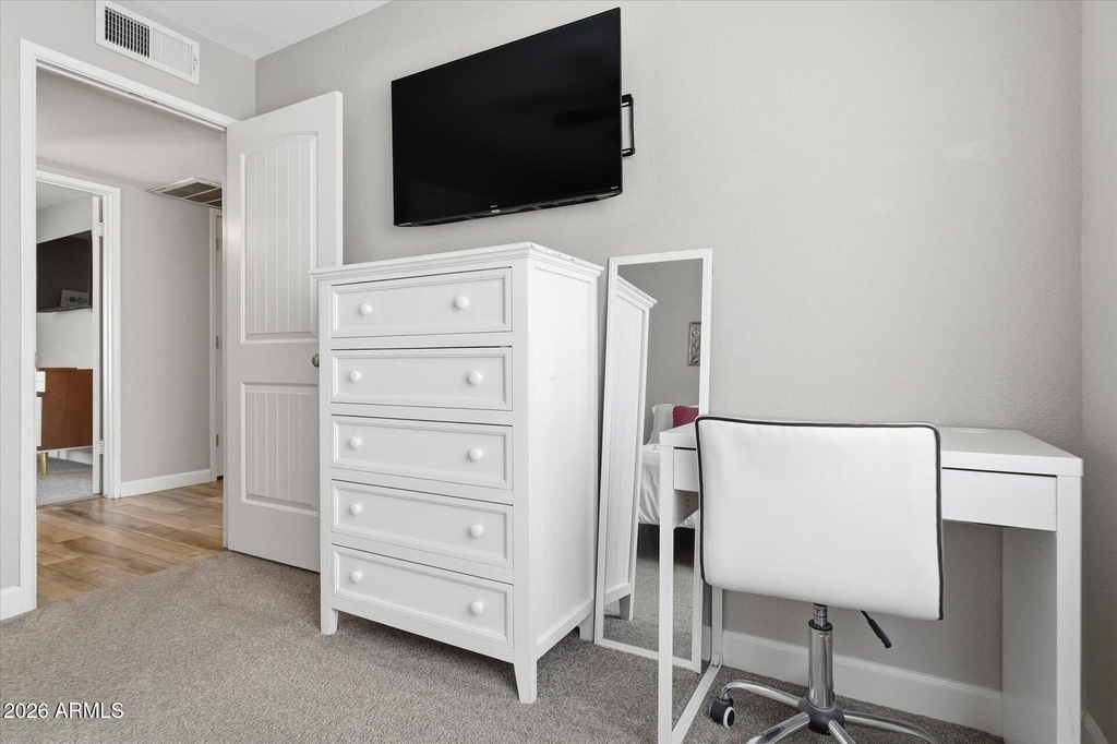 932 W Julie Drive - Photo 29
