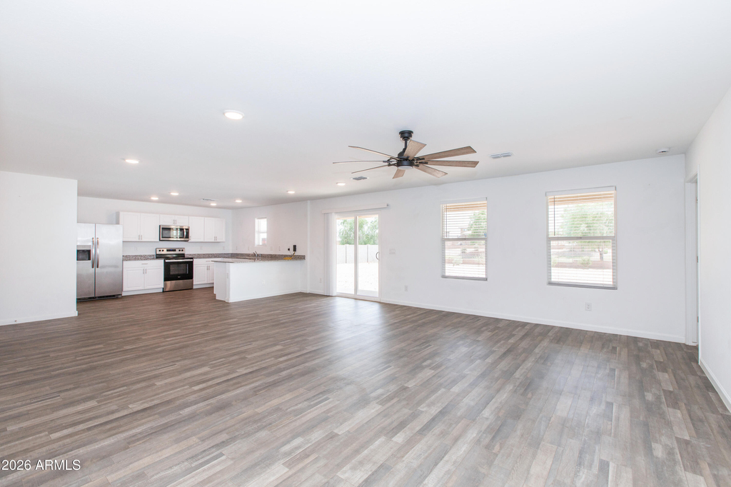 1441 E Tuscany Street - Photo 7