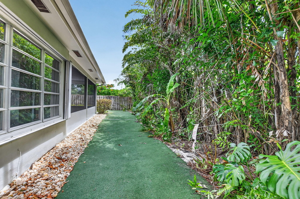 3398 Ne 5th Avenue - Photo 35