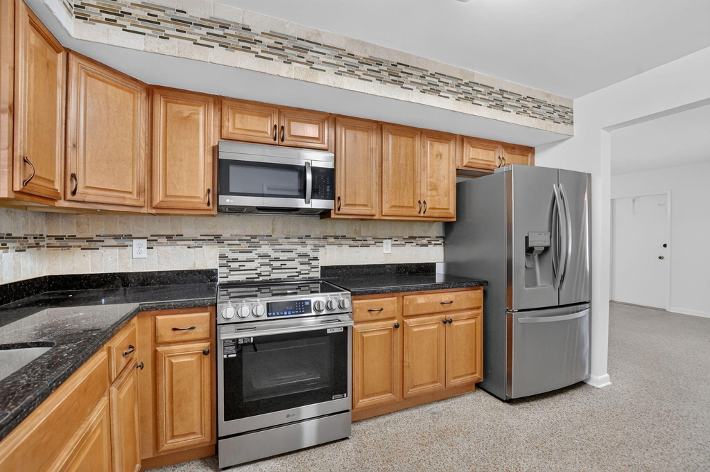 3398 Ne 5th Avenue - Photo 10