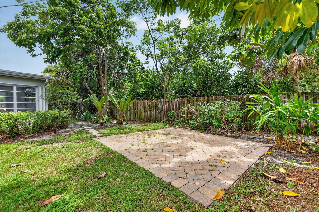 3398 Ne 5th Avenue - Photo 36