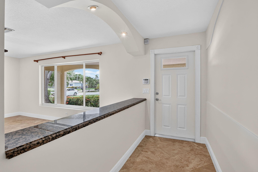2250 Ne 4th Court - Photo 5