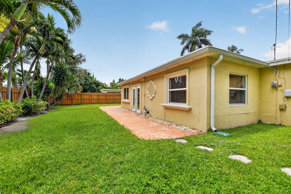 2250 Ne 4th Court - Photo 41