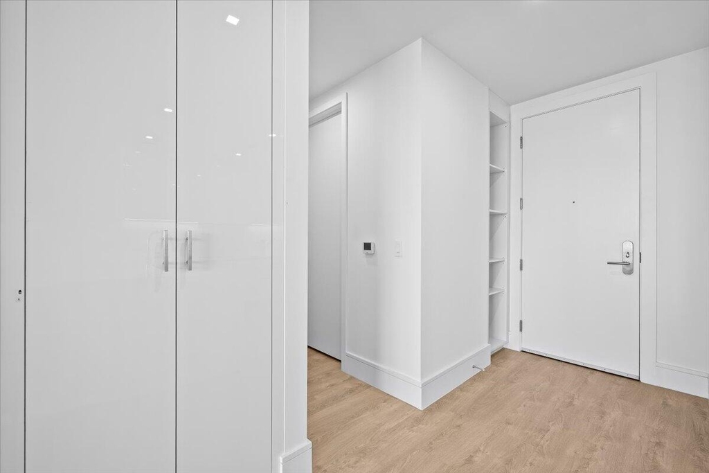 220 Lake Shore Drive - Photo 21