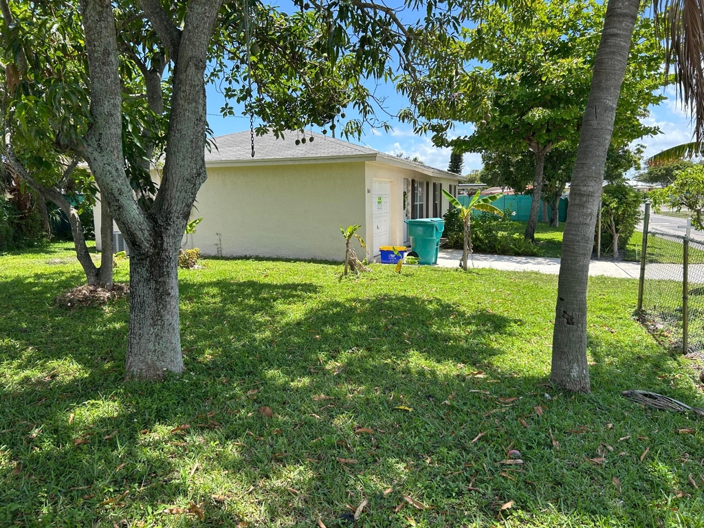806 Nw 1st Street - Photo 3