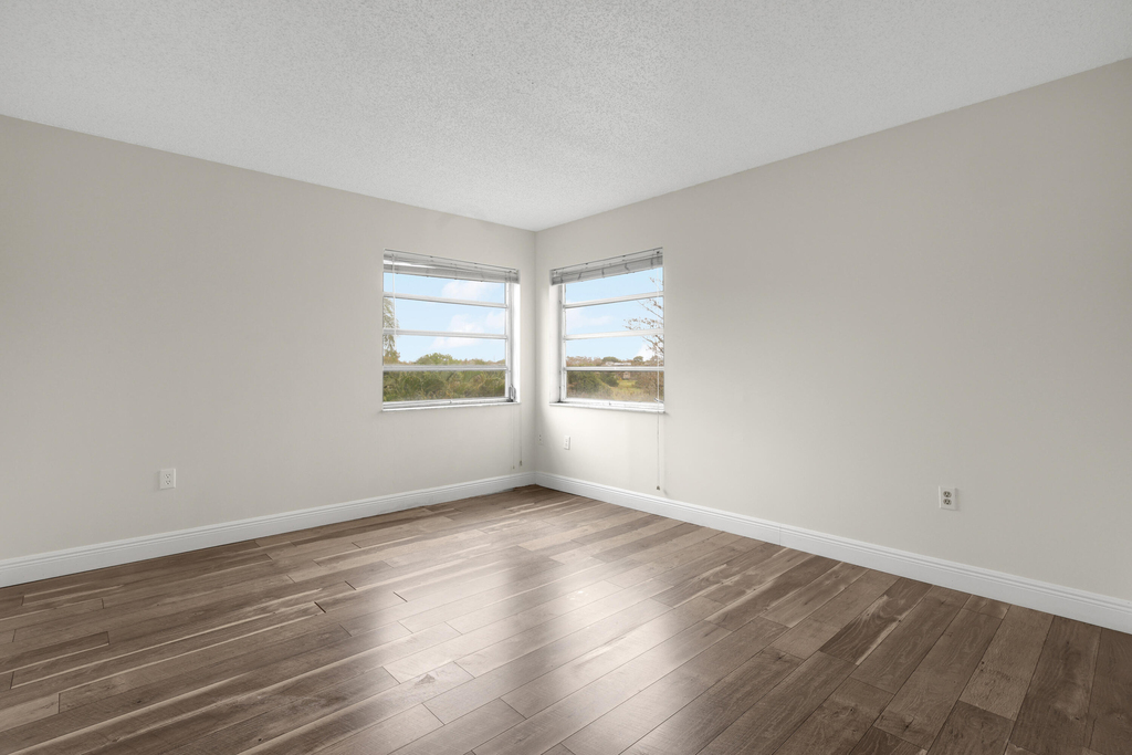 3940 Inverrary Boulevard - Photo 19