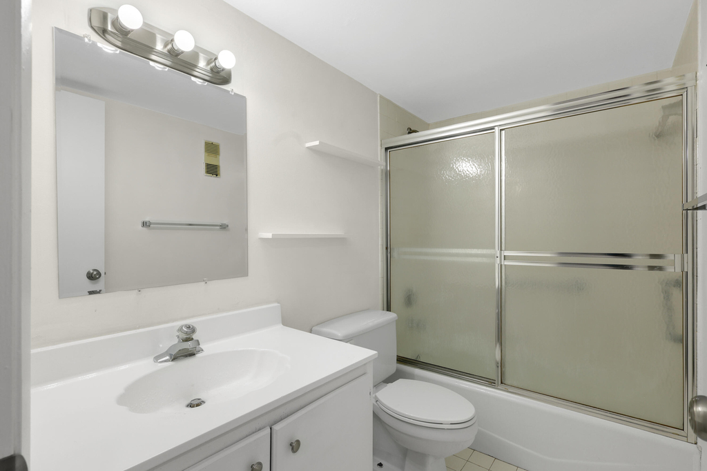 3940 Inverrary Boulevard - Photo 21