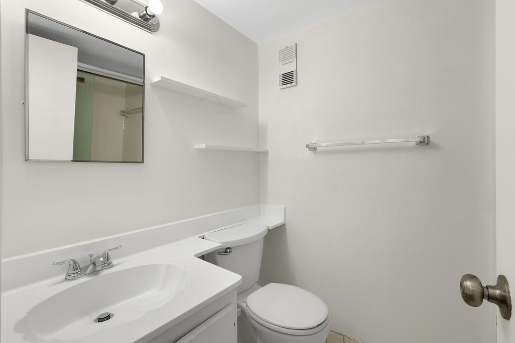 3940 Inverrary Boulevard - Photo 17