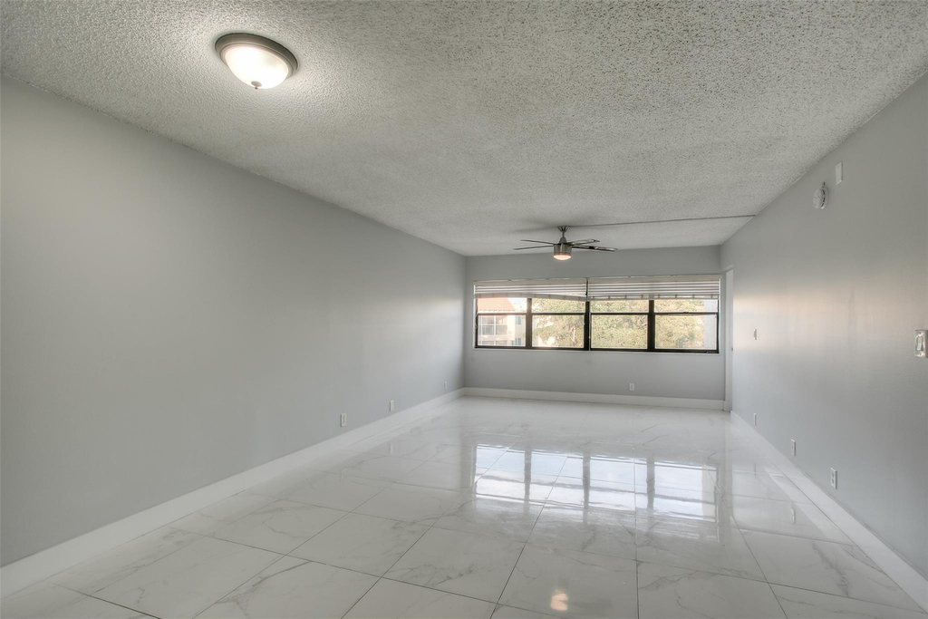 303 Racquet Club Road - Photo 3