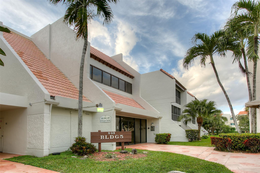303 Racquet Club Road - Photo 0