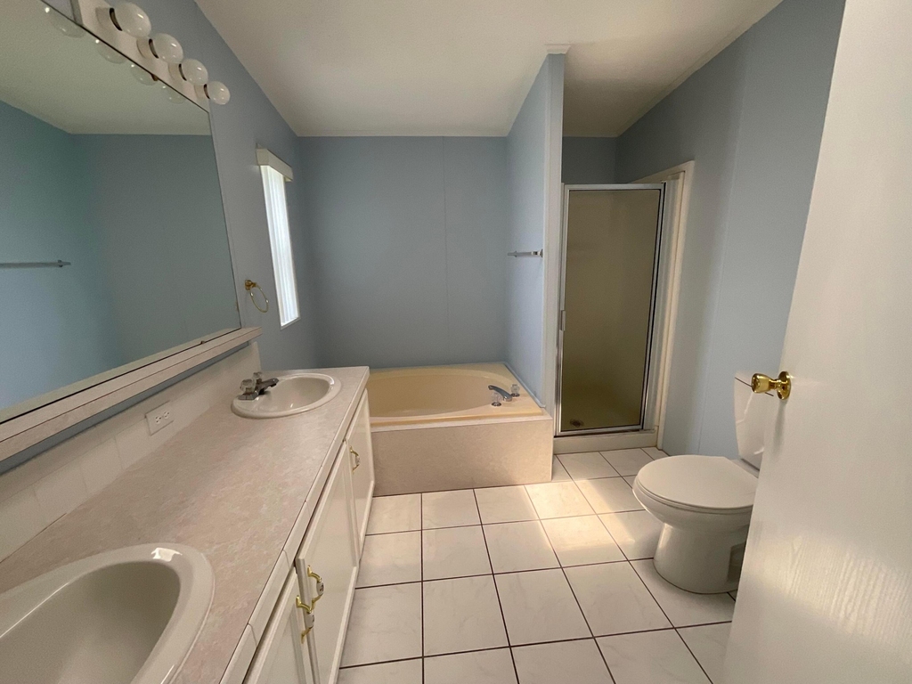 827 Sunglow Street - Photo 10