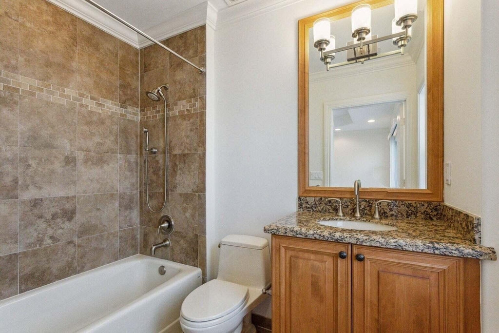 3863 Ne 22nd Way - Photo 24